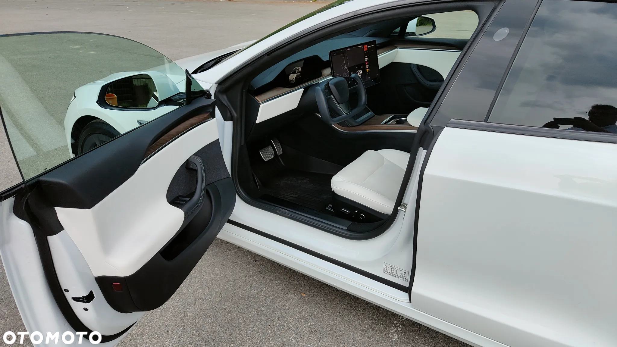 Tesla Model S Long Range - 35