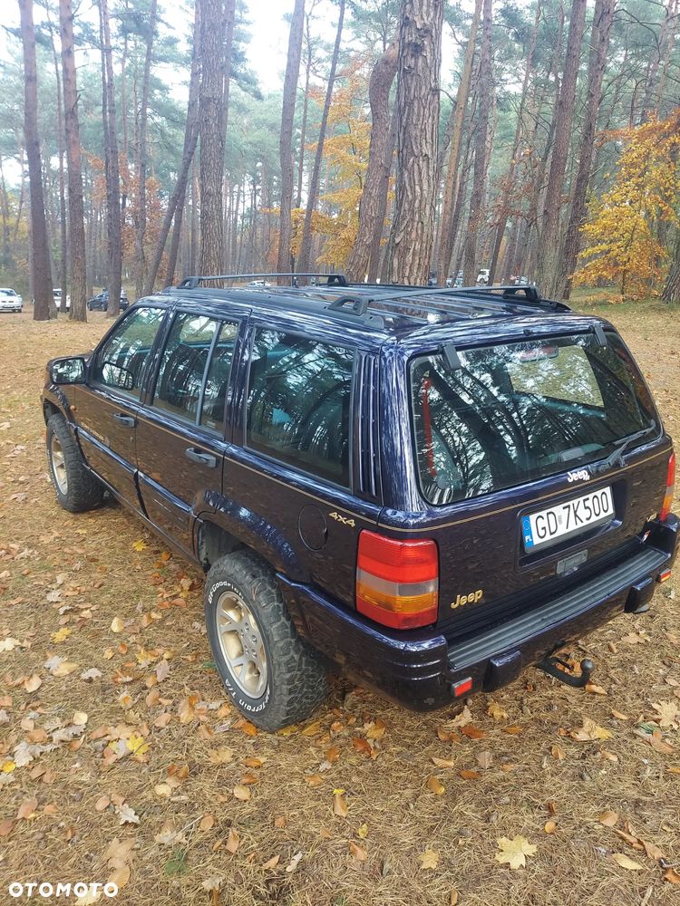 Jeep Grand Cherokee - 8
