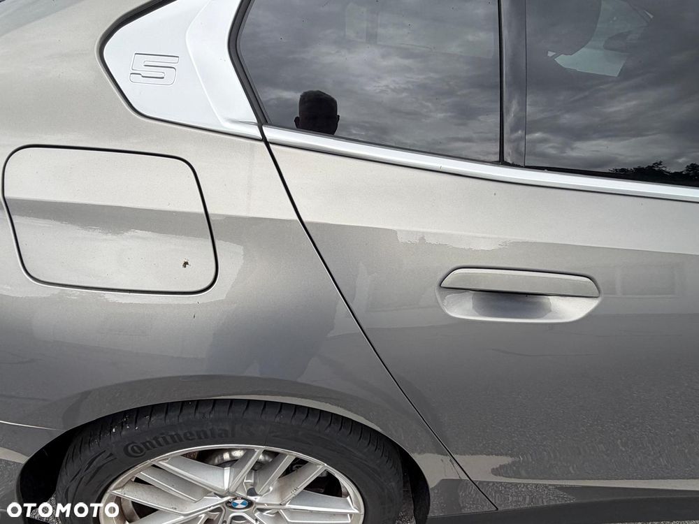 BMW Seria 5 540d xDrive - 7