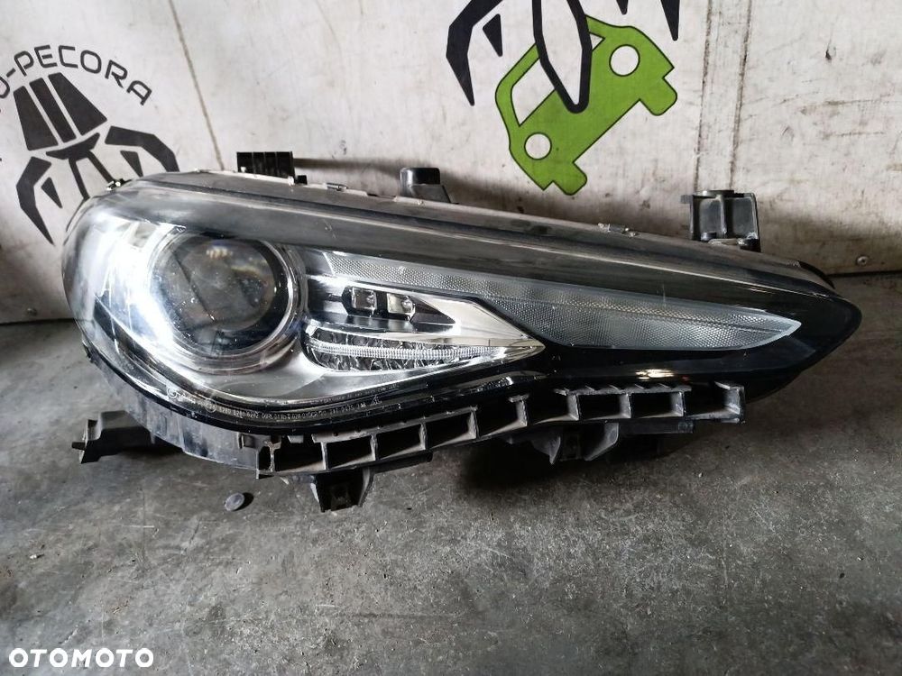 ALFA ROMEO GIULIA LAMPA XENON PRAWA PRZÓD 50557244 - 2