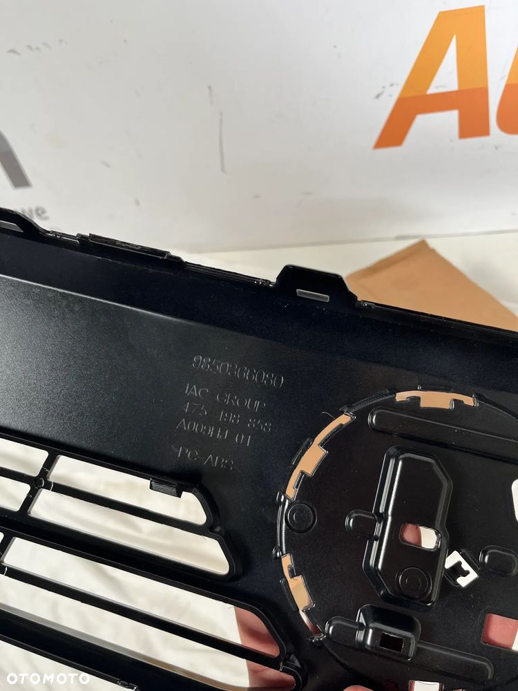 OPEL CORSA F LIFT GRILL ATRAPA 9850366080 NOWE - 3