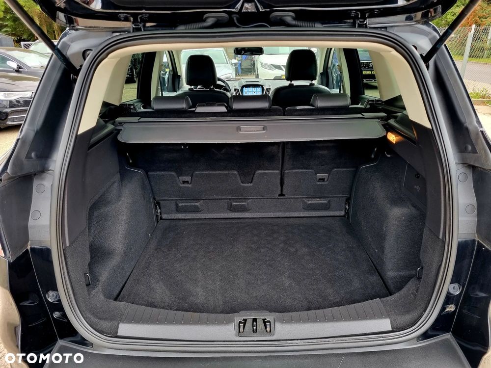 Ford Kuga 1.5 EcoBoost 2x4 Titanium - 13
