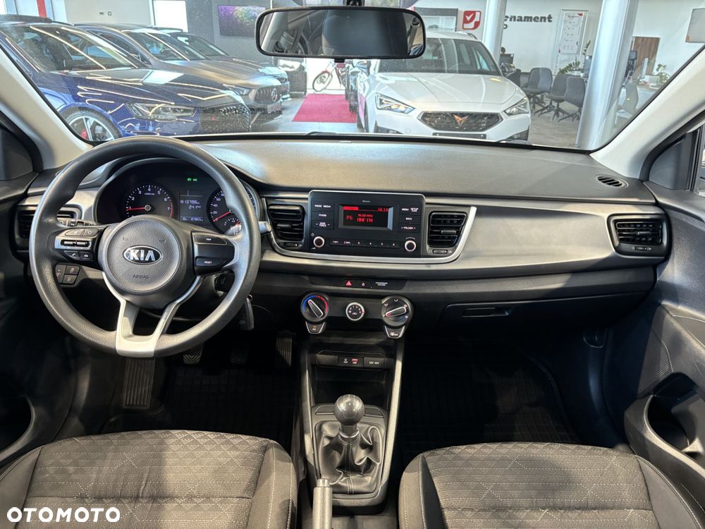 Kia Rio - 16