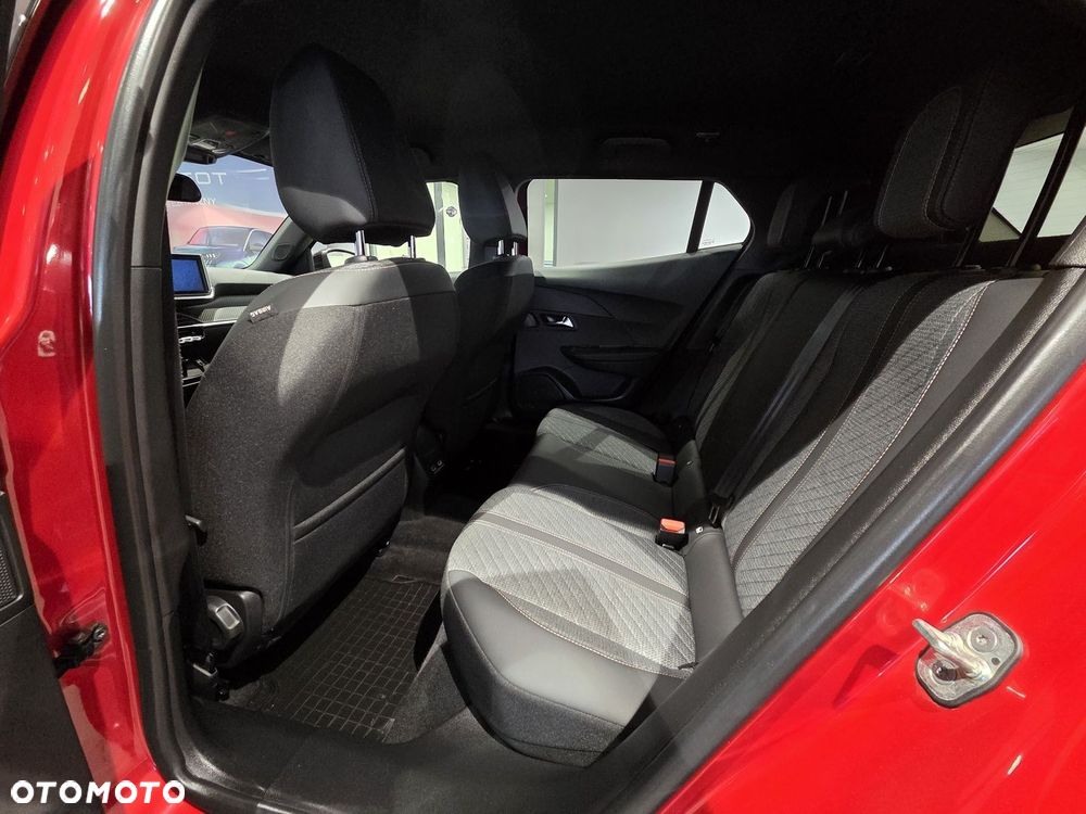 Peugeot 2008 PureTech 130 Allure S&S EAT8 - 10