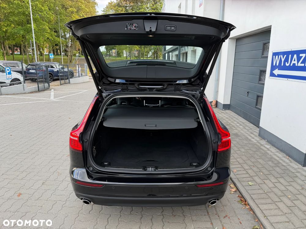 Volvo V60 D4 AWD Momentum - 17