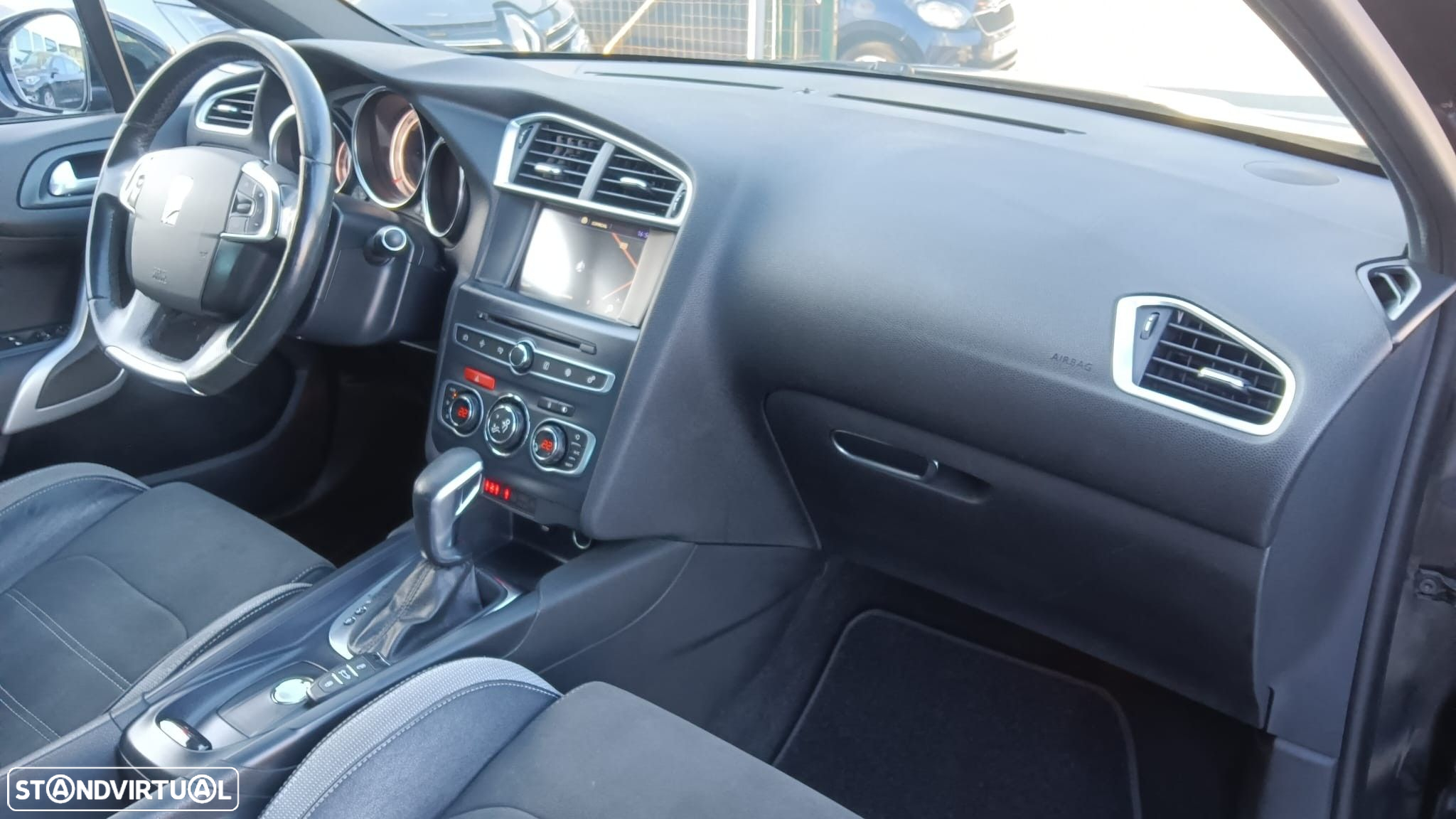 DS DS4 Crossback 1.6 BlueHDi So Chic J18 EAT6 - 10