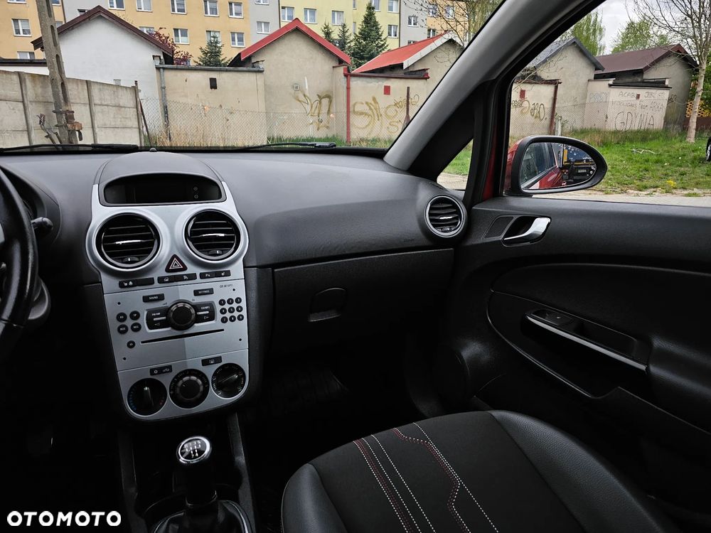 Opel Corsa 1.4 16V 150 Jahre - 13