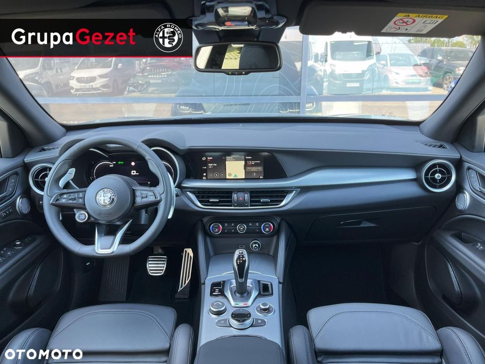 Alfa Romeo Stelvio - 6