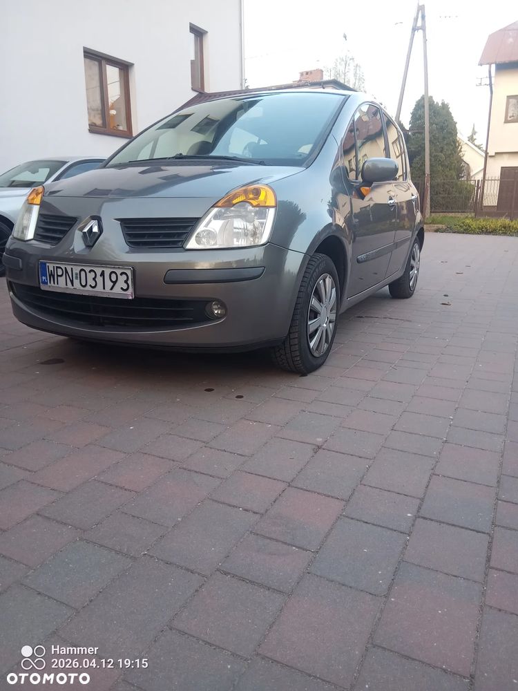 Renault Modus - 1