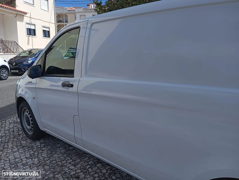 Mercedes-Benz evito - 10