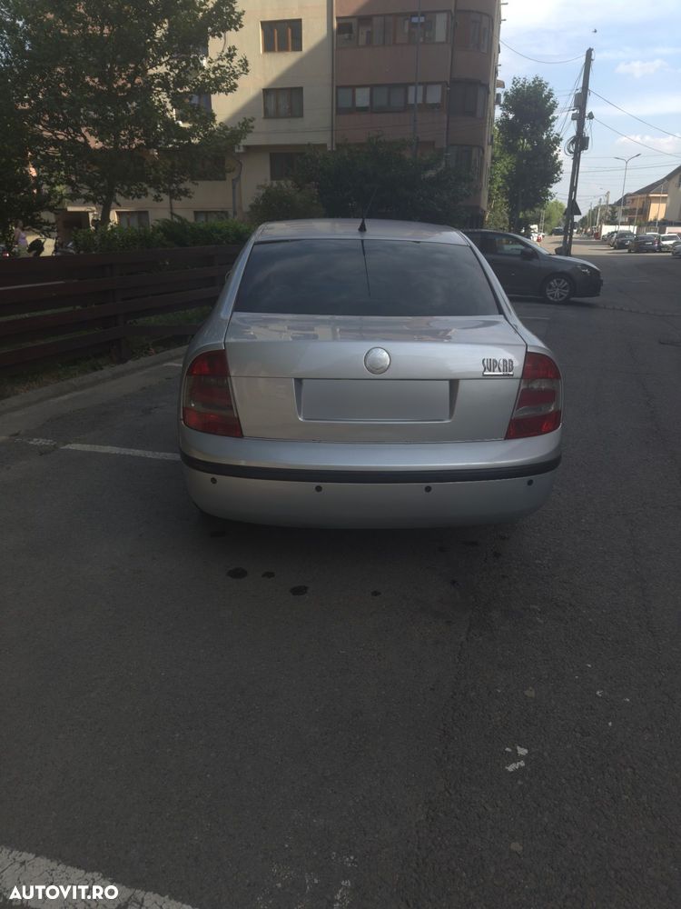 Skoda Superb 1.9TD Ride - 3