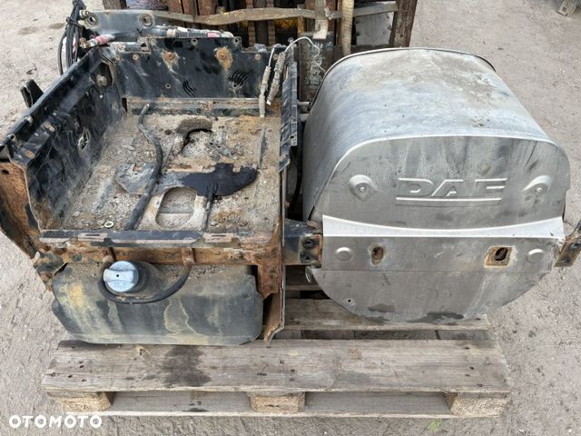 Daf xf 105 euro 5 katalizator zbiornik adblue - 1