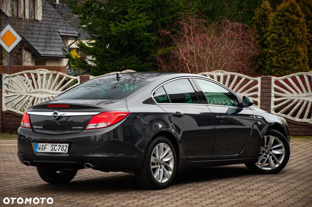 Opel Insignia - 10