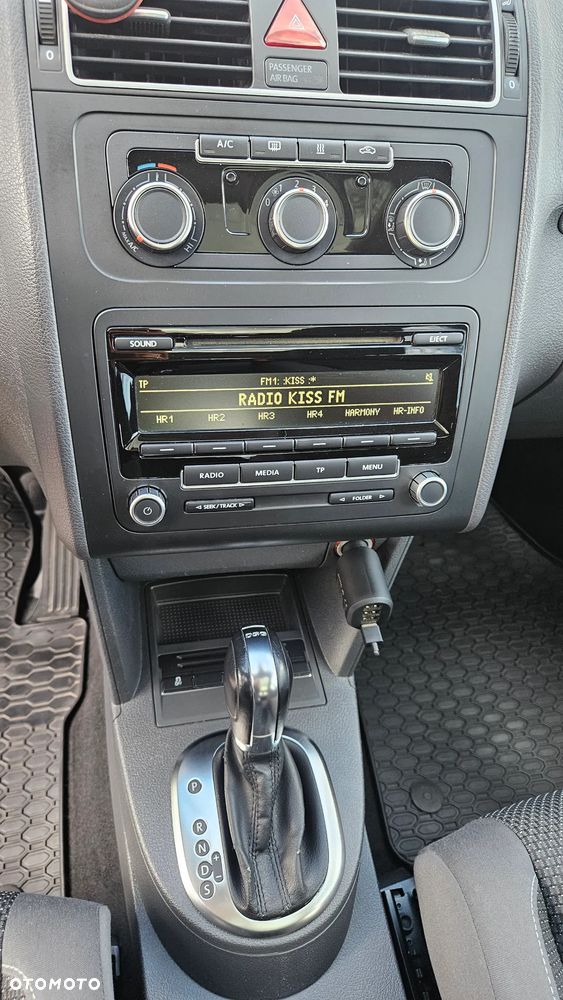 Volkswagen Touran 1.4 TSI Comfortline DSG - 18