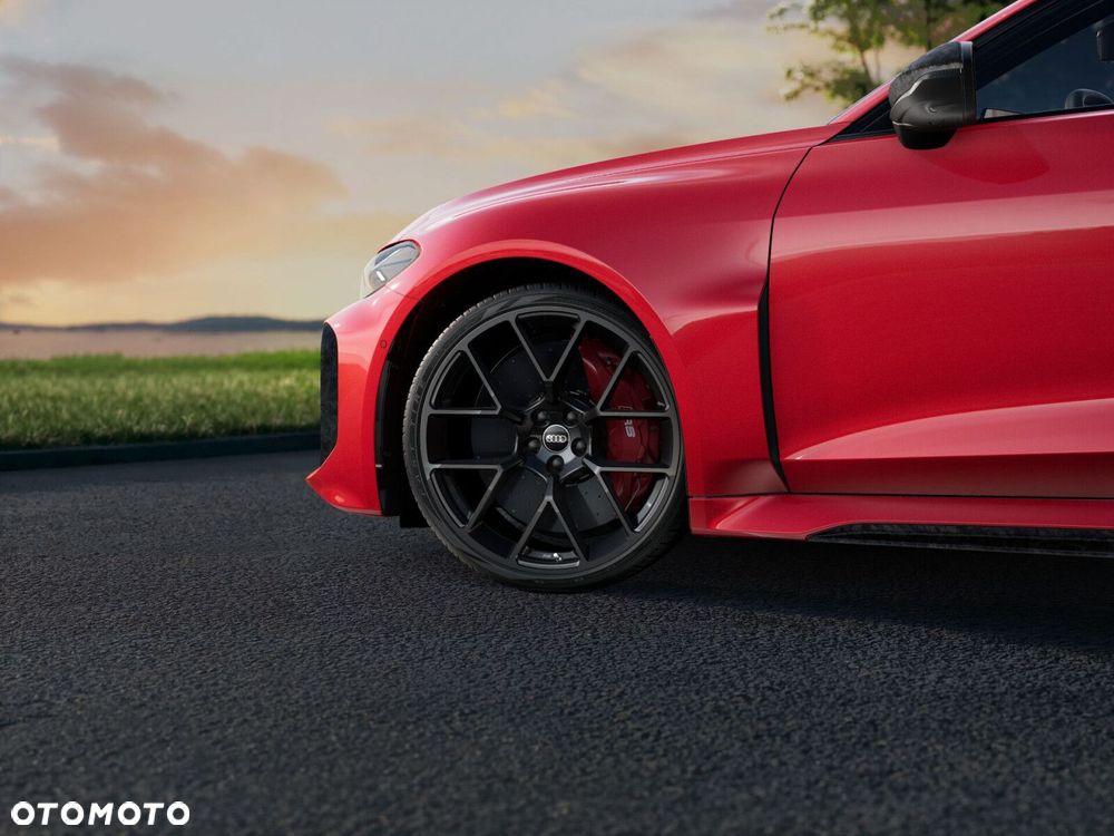 Audi RS5 Avant - 7