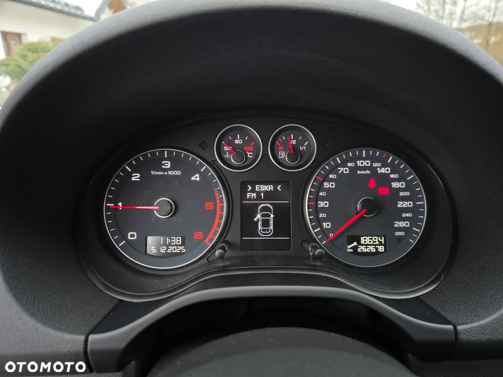 Audi A3 Sportback 2.0 TDI DPF Quattro Attraction - 24