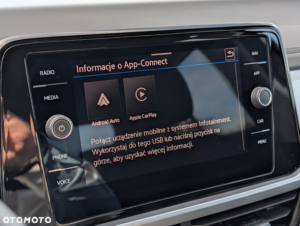 Volkswagen T-Roc 1.5 TSI Life Plus DSG - 24