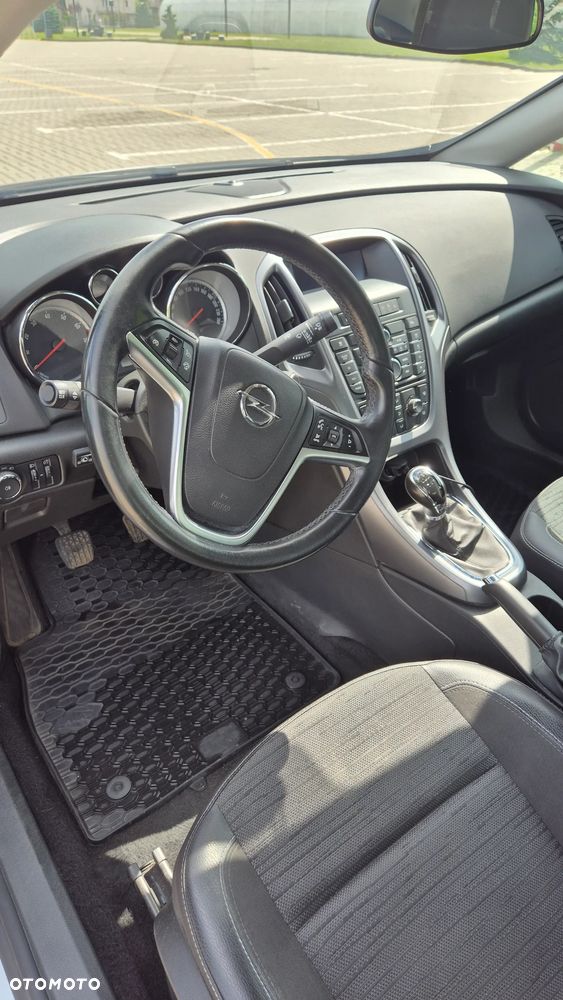 Opel Astra 1.4 T Active EU6 - 14