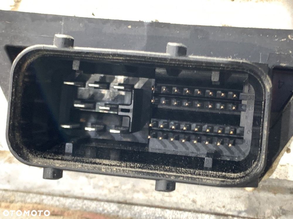 SILNIK ELEKTRYCZNY TYŁ  KIA EV6 (CV) 2021 - 2022 77 AWD 239 kW [325 KM] elektryczny 2021 - 2022 - 6