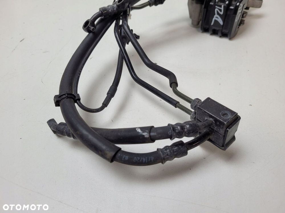 YAMAHA YZF 125 19 ZACISK HAMULCA TYŁ  CZUJNIK ABS  PRZEWODY HAMULCOWE - 5