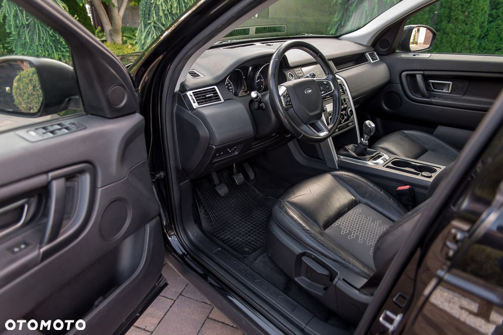 Land Rover Discovery Sport TD4 HSE Luxury - 19