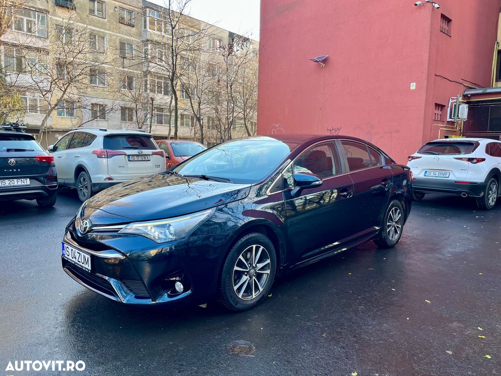 Toyota Avensis 1.8 Executive - 1