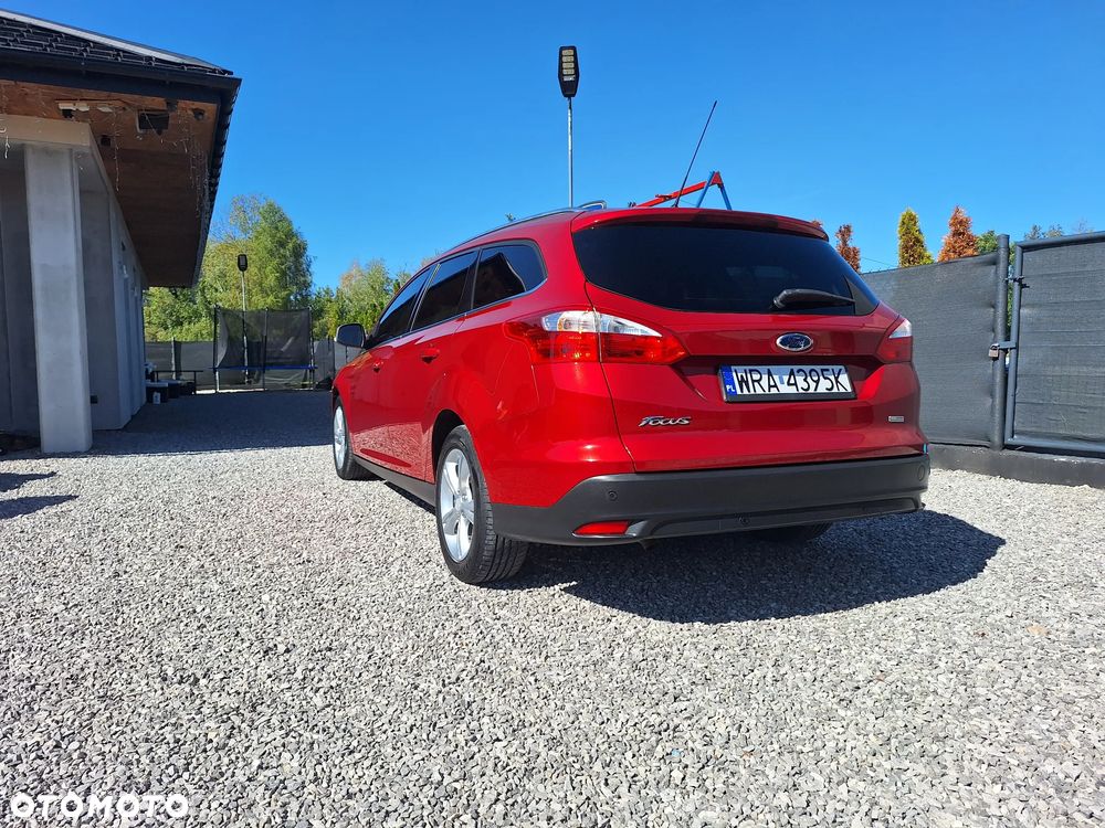 Ford Focus 1.6 TDCi ECOnetic 88g Start-Stopp-System Titanium - 4