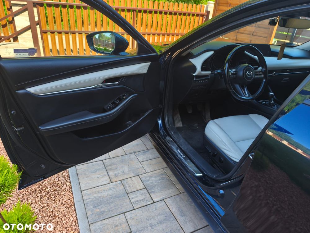 Mazda 3 - 5