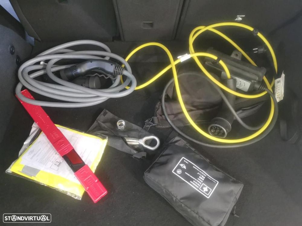 BMW 225xe Active Tourer e xDrive - 17