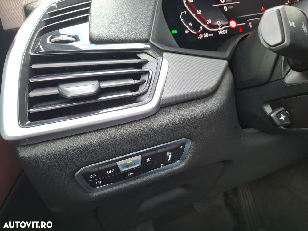 BMW X5 xDrive45e AT PHEV - 31