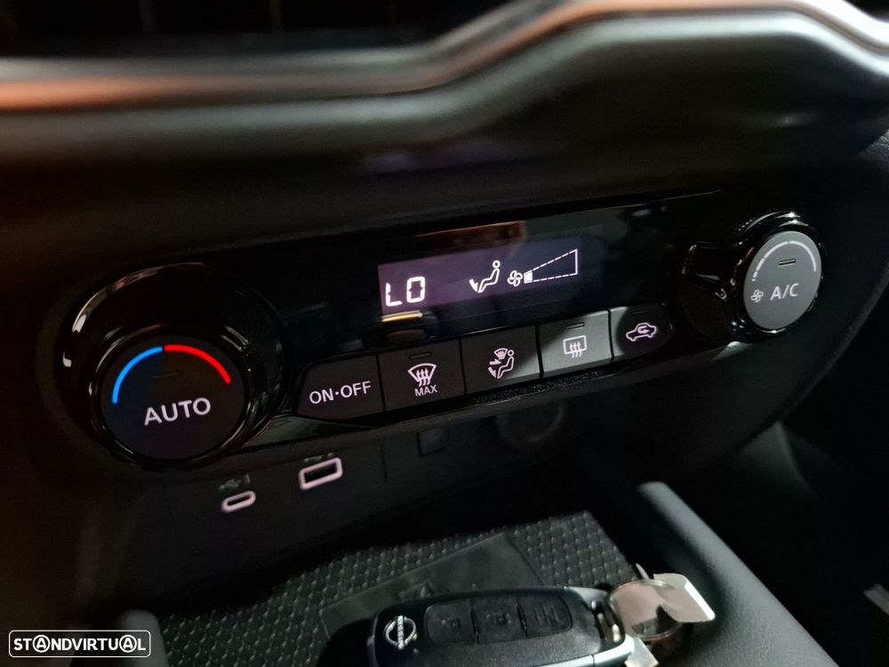 Nissan Juke 1.6 Hybrid N-Connecta - 20