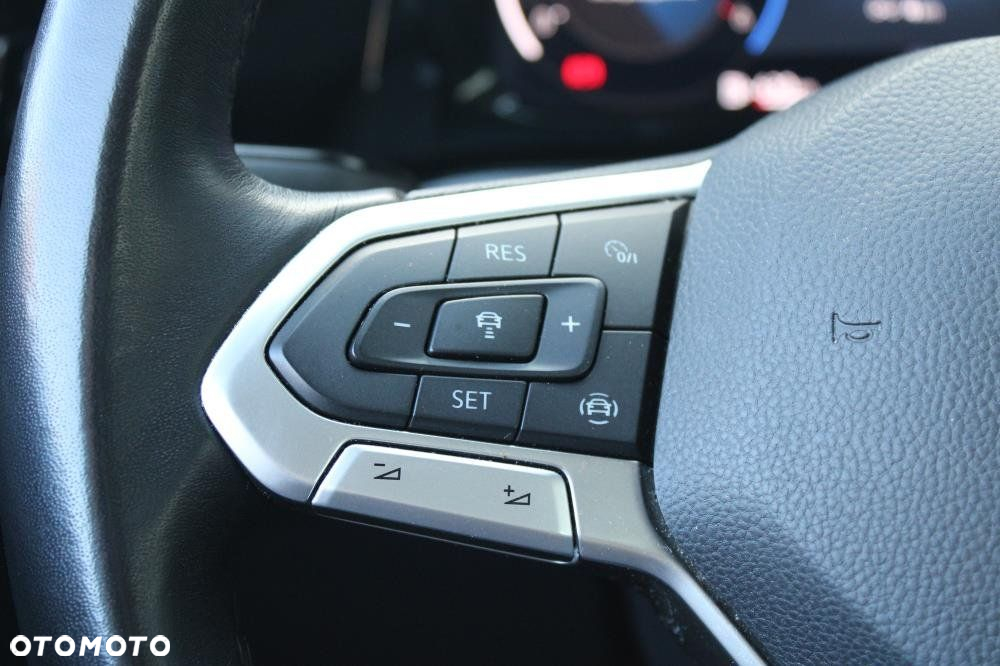 Volkswagen Golf - 13