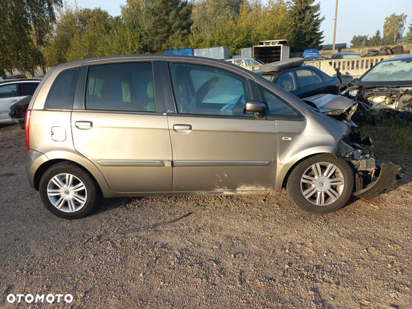 Lancia Musa 1.9 JTD kolor 690 wszystkie części