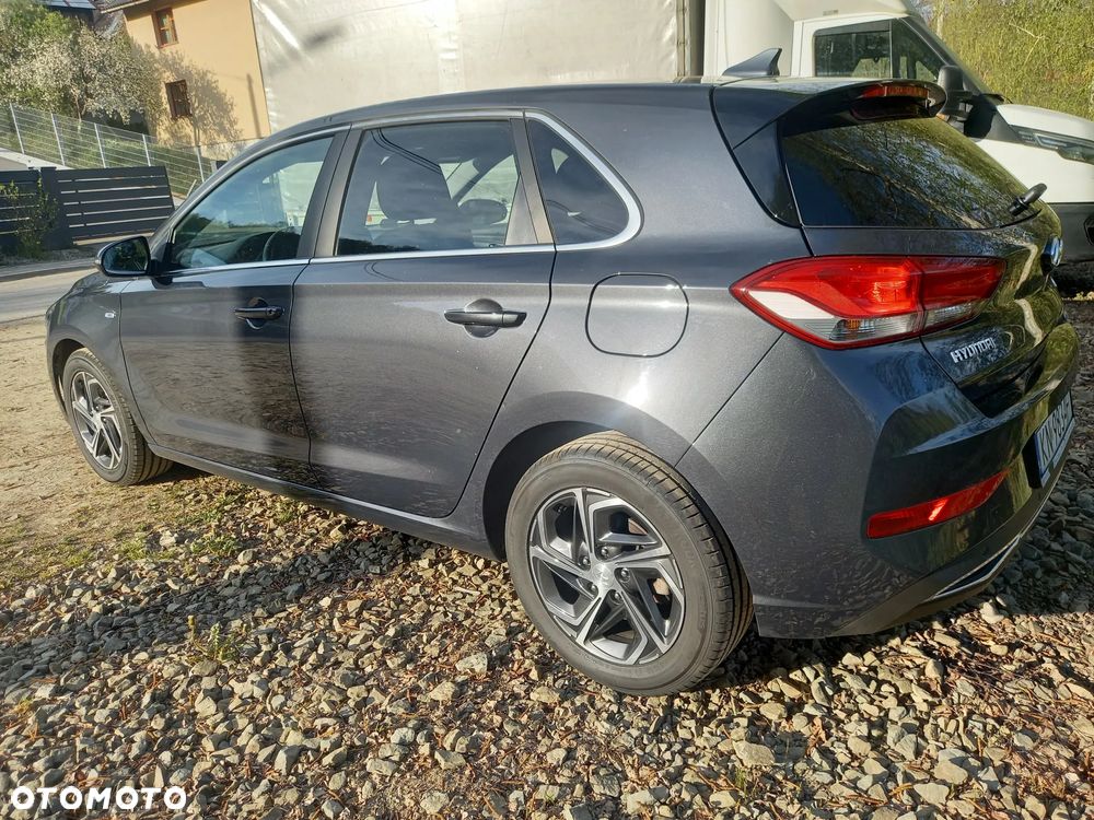 Hyundai i30 1.5 T-GDI 48V Comfort DCT - 4