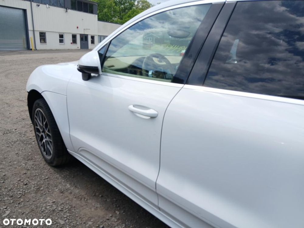Porsche Macan - 9