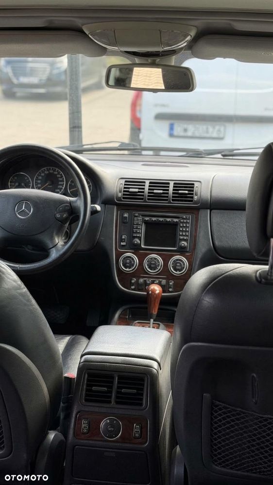Mercedes-Benz ML - 14