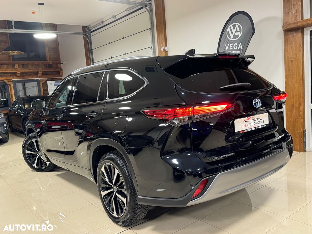 Toyota Highlander 2.5 L Hybrid Dynamic Force 248CP Luxury Pearly - 4