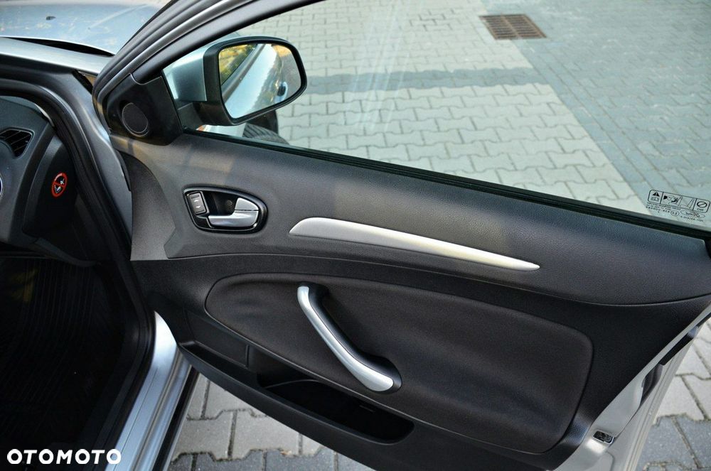Ford Mondeo - 20