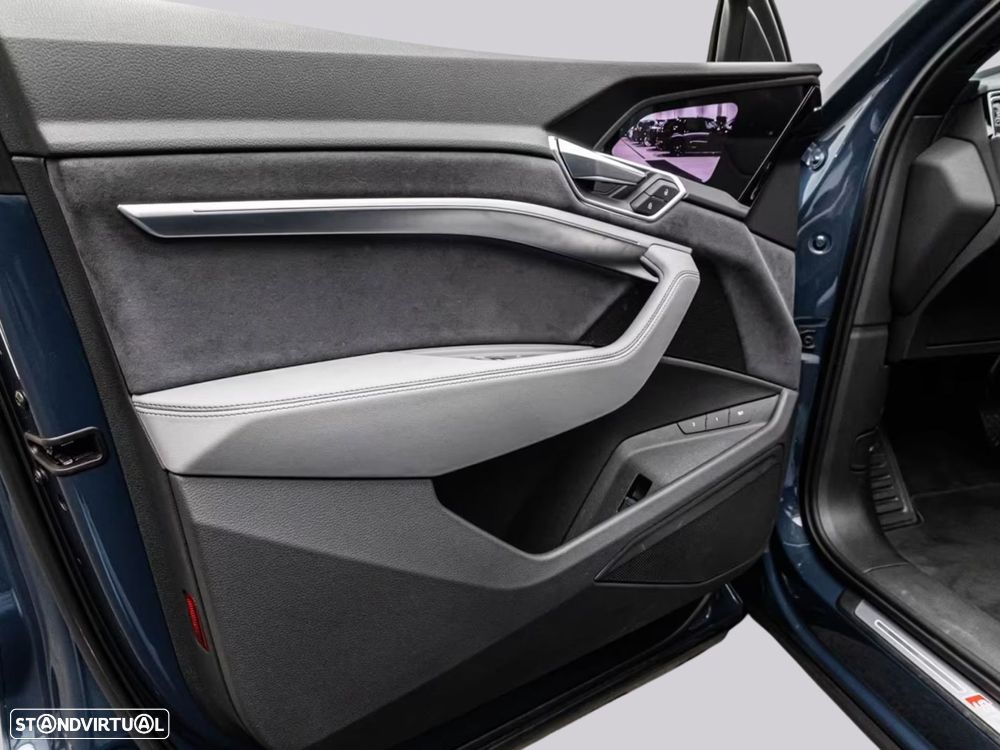 Audi e-tron Sportback - 15