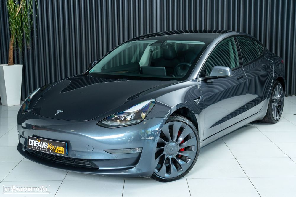Tesla Model 3 Performance Dual Motor AWD - 29