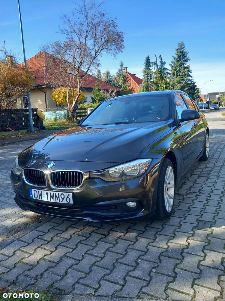 BMW Seria 3 316d - 1