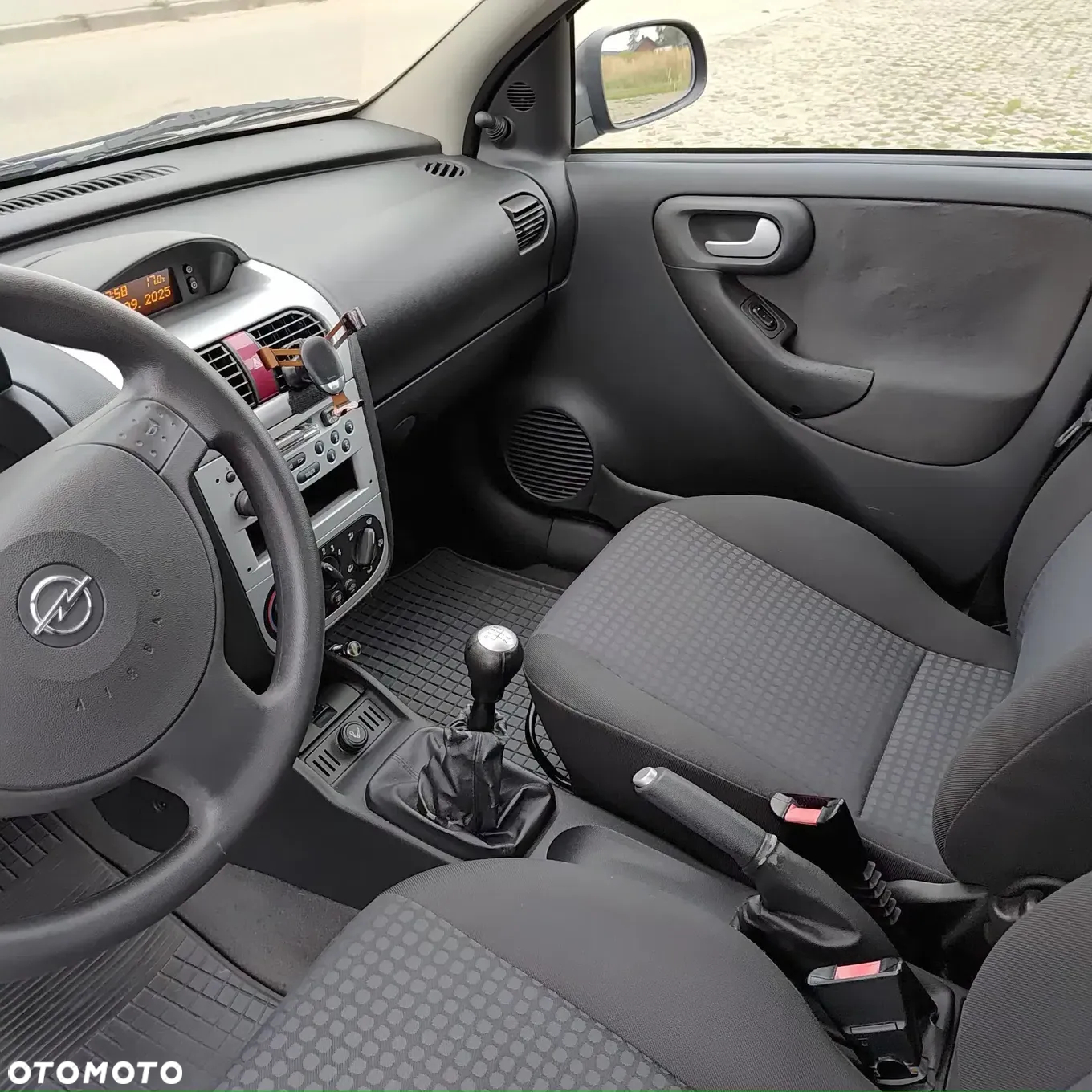 Opel Corsa 1.0 12V Enjoy - 34