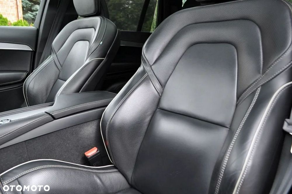 Volvo XC 90 T8 AWD Plug-In Hybrid R-Design 7os - 19