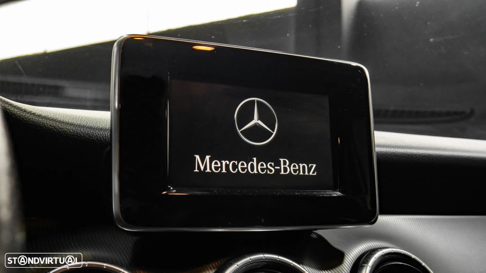 Mercedes-Benz CLA 200 - 24