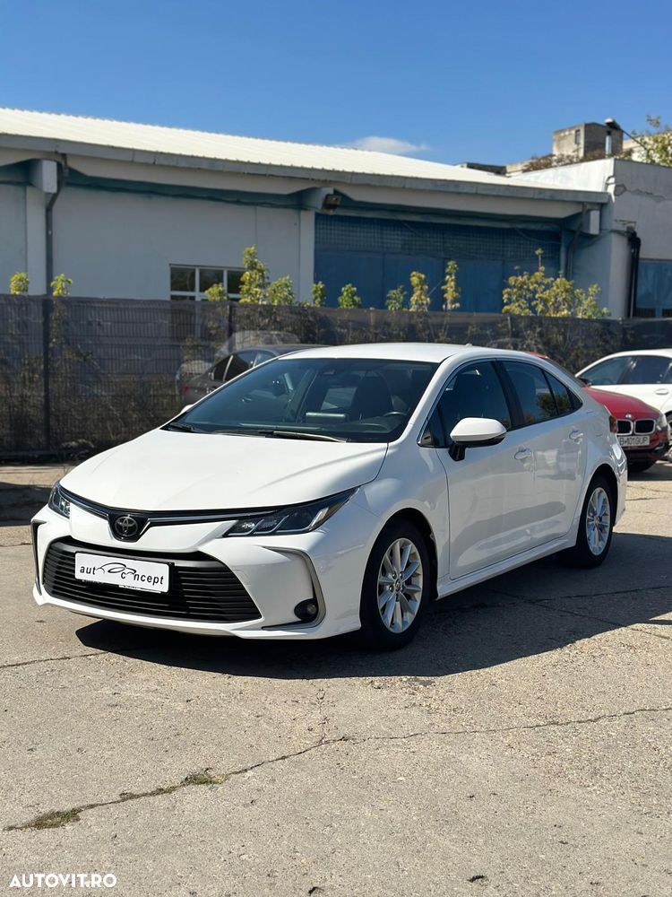 Toyota Corolla Sedan 1.5 TNGA MT Business - 2