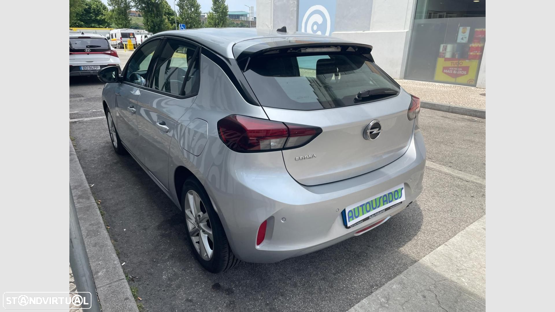 Opel Corsa 1.2 Edition - 3