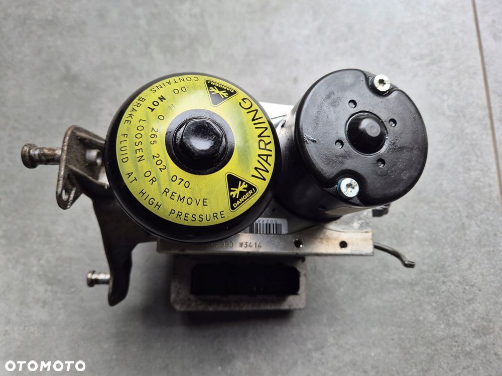 pompa abs mercedes sl r230 0986483502 - 1