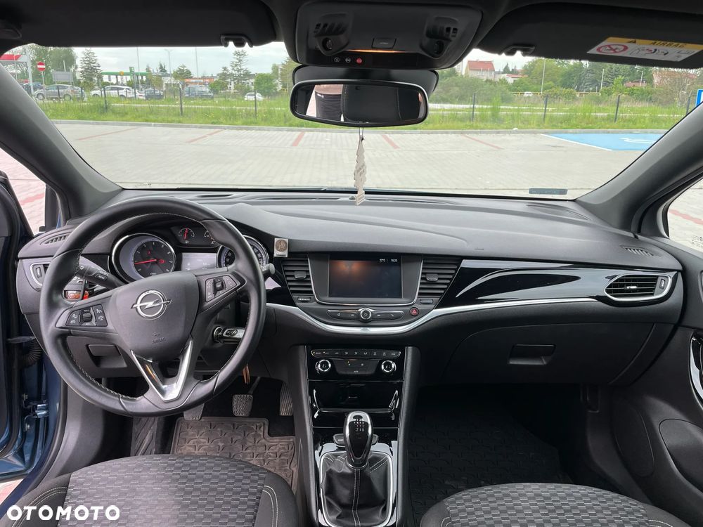 Opel Astra 1.4 T Dynamic - 10