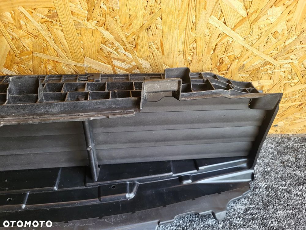 Bmw 4 g26 i4 g26 żaluzja dolna 5A1E918 - 2