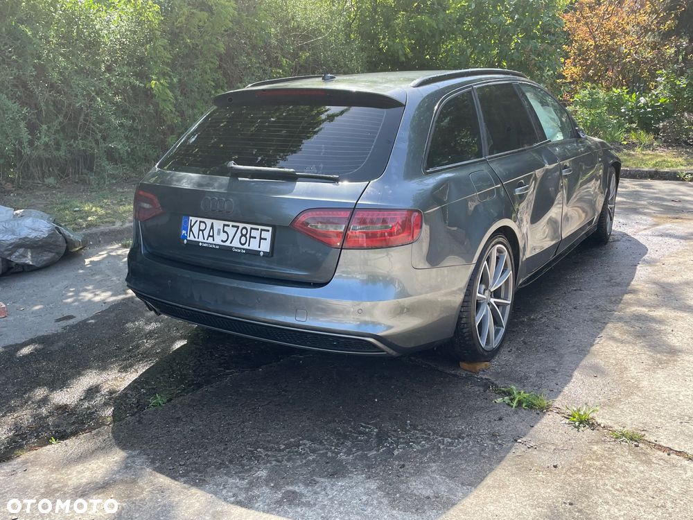 Audi A4 Avant 2.0 TDI DPF multitronic S line Sportpaket - 2